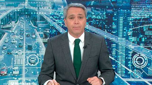 Vicente Vallés, un análisis a fondo de una batalla feroz. (Foto: Antena 3)